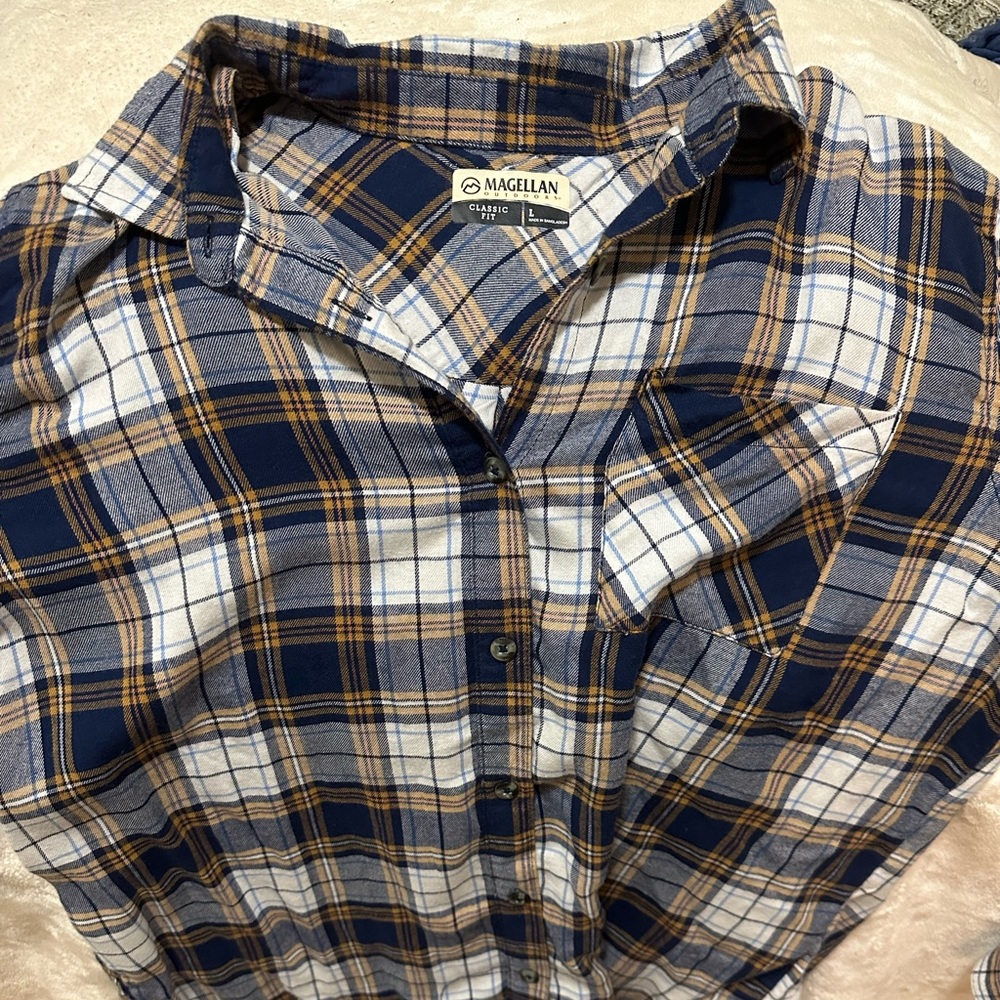 large magellan flannel